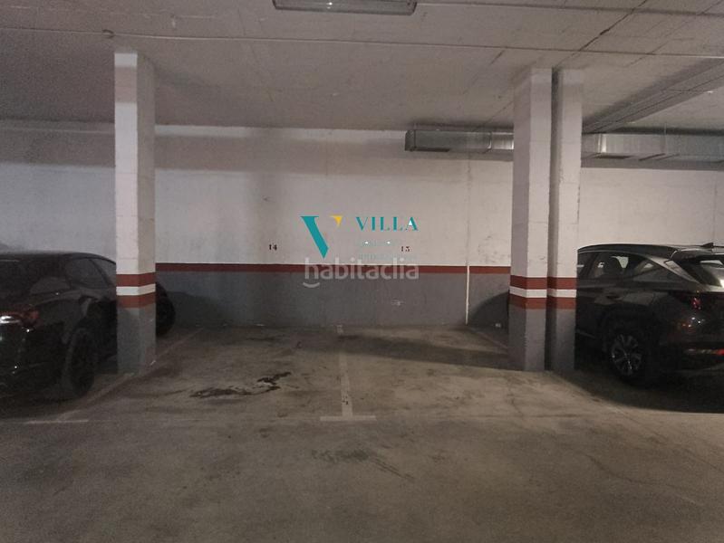 Foto d0a5b615-6654-46c0-bb8b-42840b1e7cea. Aparcament cotxe a Centro Alcalá de Guadaira