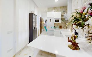 tic en Centro. Atico en venta en zona centro, 2 dormitorios.