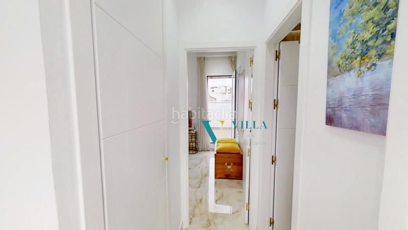 Foto 05b66e54-9302-4bd8-a9b1-c2a36ca0ae48. Ático atico en venta en zona Centro, 2 dormitorios. en Alcalá de Guadaira