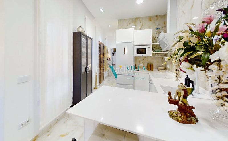 Foto 480d7b8a-572a-4d22-a024-a3c2727c22fa. Ático atico en venta en zona Centro, 2 dormitorios. en Alcalá de Guadaira