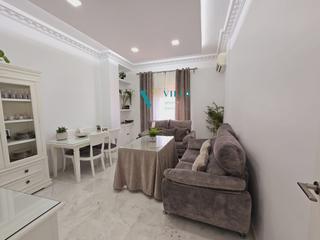 Casa a Nueva Alcalá. Casa en venta en zona santa lucía, 4 dormitorios.