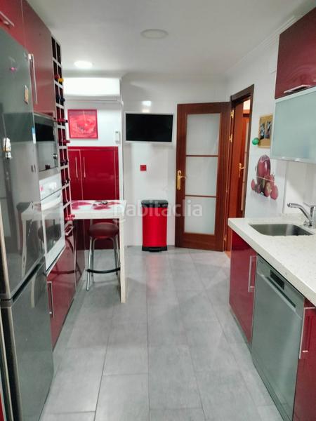 Foto 0410698a-8c2d-447a-b253-3cb1d4e23a01. Haus mit parking in Oromana Alcalá de Guadaira