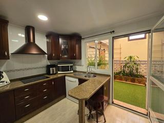 Haus in Oromana. Casa en venta en zona oromana, 4 dormitorios.