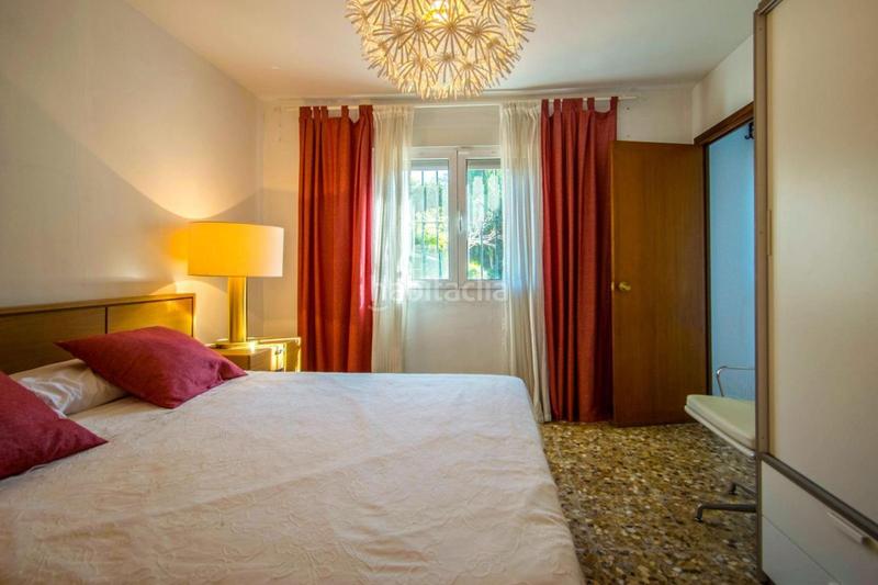 Foto 24dc3972-ab7c-47e3-b94b-0af79dbea4c5. Chalet mit parking in La Paz Alcalá de Guadaira