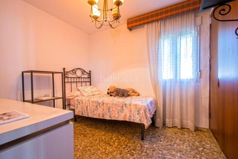 Foto b55fc1af-b299-45c6-81fd-cdc0c702e839. Chalet mit parking in La Paz Alcalá de Guadaira