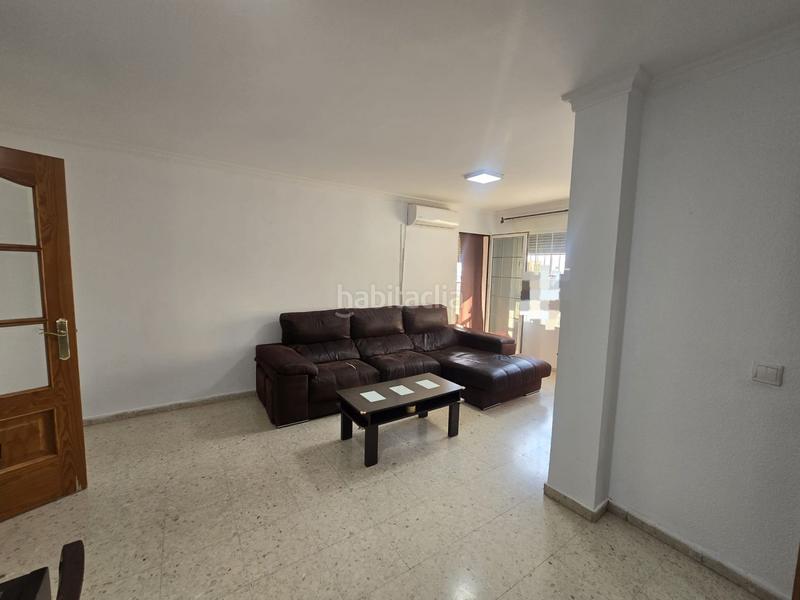 Foto 421a0c51-0489-4f5c-8dae-0126239123ff. Piso  en venta en zona santa lucía, 4 dormitorios. en Alcalá de Guadaira