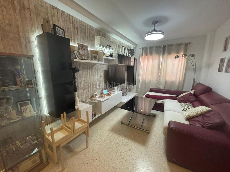 Foto 256d6fdc-f252-4ae3-a8d4-3fbf79028638. House with parking in Centro Alcalá de Guadaira