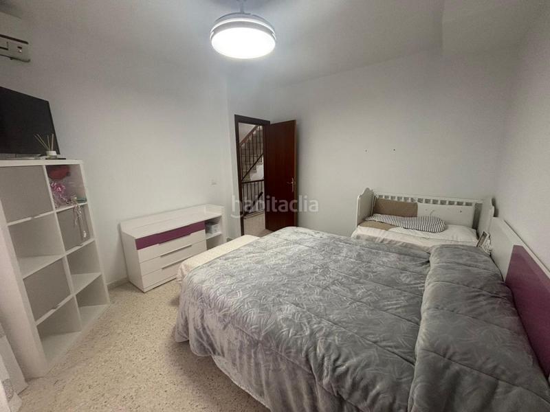 Foto 29e6c643-0e88-4de7-bd7b-18c7e529ba58. House with parking in Centro Alcalá de Guadaira