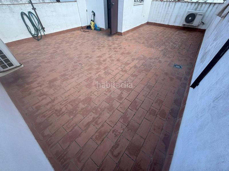 Foto 9dd8c0ac-8a3b-4b74-b7b8-8806baedf47b. House with parking in Centro Alcalá de Guadaira