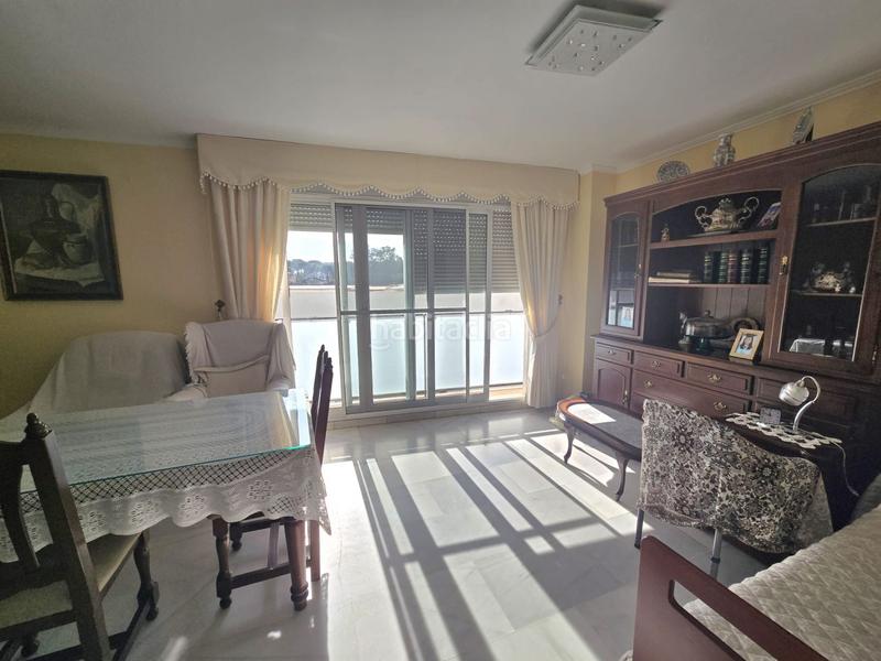 Foto ed000517-114d-4f30-b7de-6318ecfffd2c. Dúplex duplex en venta en zona centro, 3 dormitorios. en Alcalá de Guadaira