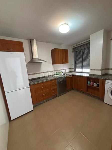 Foto 946f8ab6-4934-43aa-8429-d031b9aa6de9. Duplex con parcheggio in Centro Alcalá de Guadaira