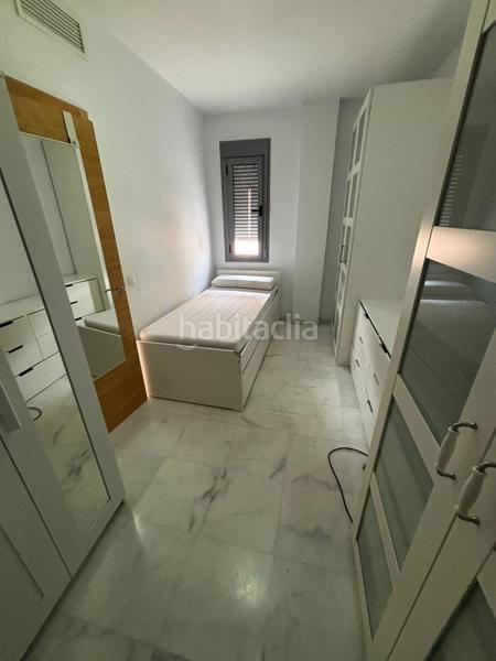 Foto beeef5ca-efce-49a6-af32-fecca158c6ee. Duplex con parcheggio in Centro Alcalá de Guadaira