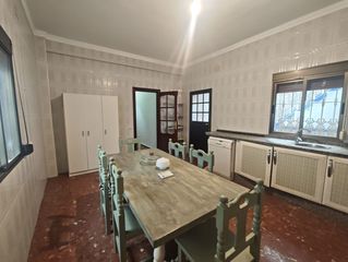 Casa a Los Molinos. Casa en venta en zona santa lucía, 4 dormitorios.