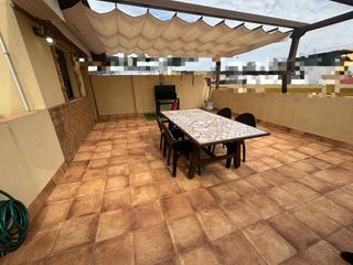 Haus in Los Molinos. Casa en venta en zona santa lucía, 3 dormitorios.
