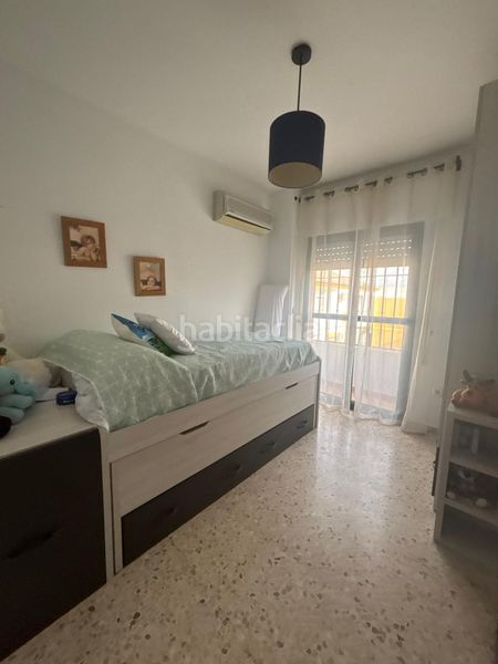 Foto f3d911b2-d403-4abf-b556-2a7aff4fb2ee. Casa amb aparcament a La Paz Alcalá de Guadaira