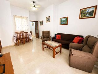 Appartamento in Centro - Doña Mercedes. Piso en venta en dos hermanas, 2 dormitorios.