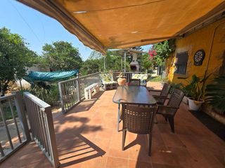 Xalet a Nueva Alcalá. Chalet en venta en urbanizaciones periferias, 2 dormitorios.