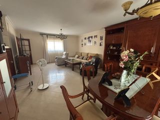 Casa a Oromana. Casa en venta en campo de las beatas, 4 dormitorios.