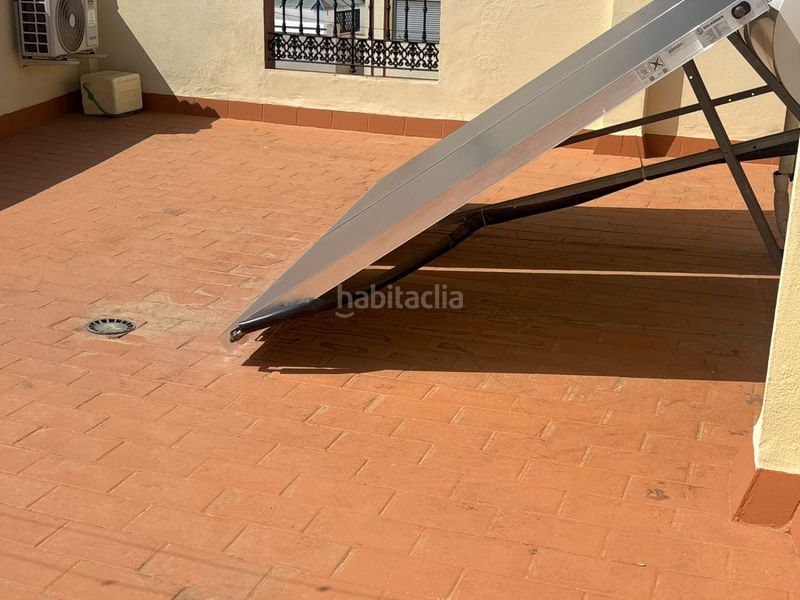 Foto 74f9b7b8-0efb-4875-aa2b-43046db474d9. Casa amb aparcament a Oromana Alcalá de Guadaira