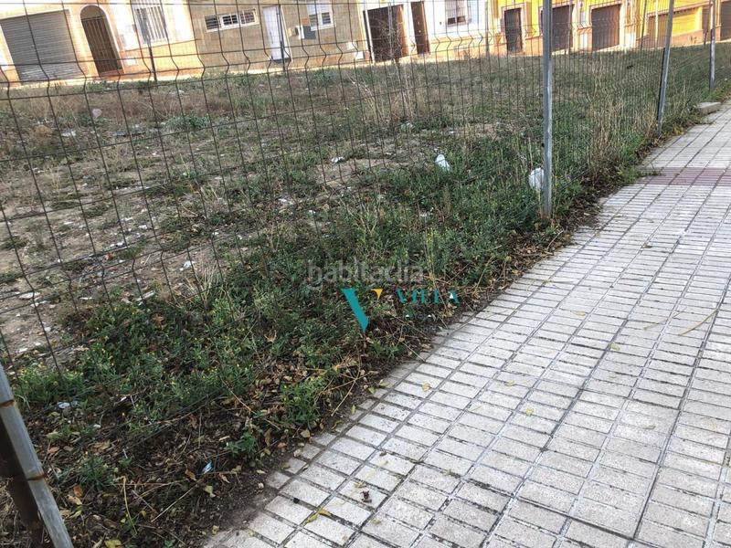 Foto 7fec429c-d45c-40a4-a9f6-a115a5b2f3d1. Terreno residencial solar en venta en zacatin. en Alcalá de Guadaira