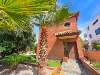 Chalet  Amposta. Casa individual con piscina privada!!!