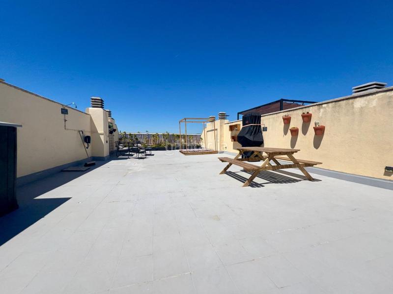 Foto 943de7fe-8224-418b-89b7-028c2a2f2af1. Àtic amb piscina a Mar i Camp - Platja dels Capellans Salou