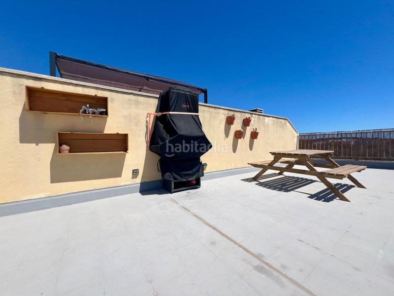 Foto 9c9db270-e1ed-4bc2-96d0-107f1d8254c0. Àtic amb piscina a Mar i Camp - Platja dels Capellans Salou