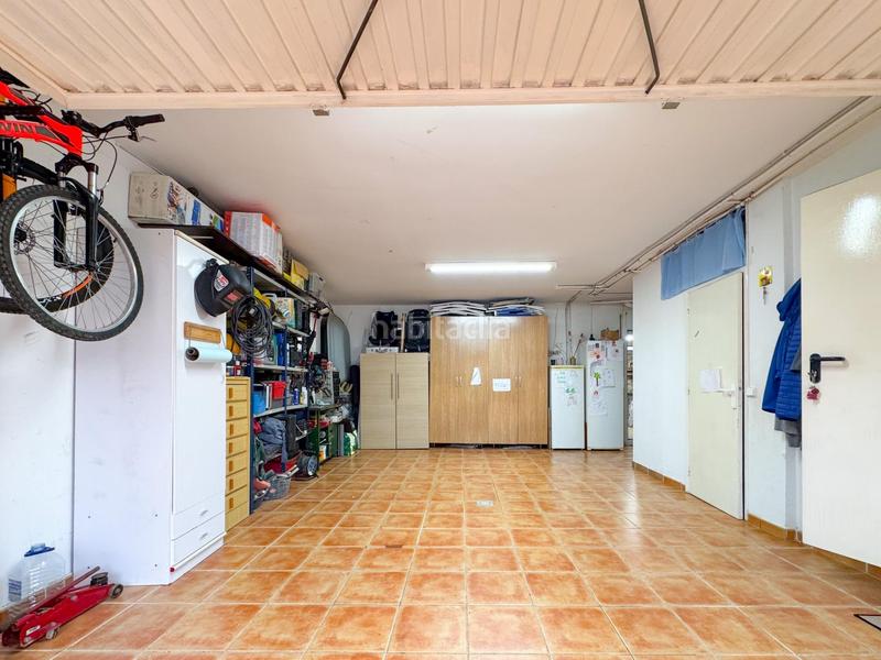 Foto 455f41c0-ff60-4b6b-b46e-d0da9a3ee391. Casa adossada amb calefacció aparcament a casc antic - nou Cambrils Cambrils