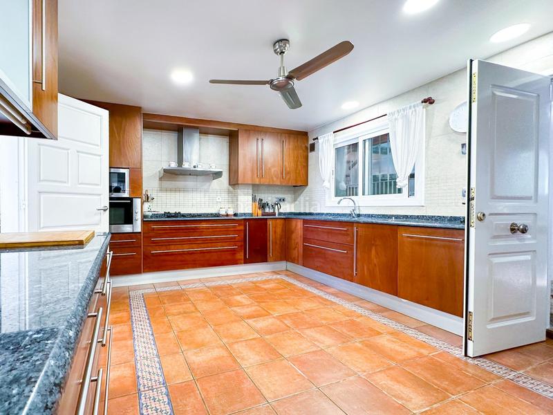 Foto 26619cd2-201c-40c6-b325-c099d507521d. Chalet avec parking dans pla de maset - cap de Salou Salou