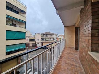 Piso  Calle onze de setembre. Inversión con rentabilidad inmediata en el centro de vilaseca