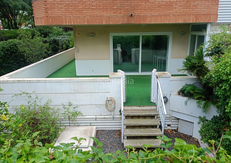 Foto 04304424-3ad7-4057-af27-827d84821845. Planta baixa amb calefacció aparcament piscina a Salou