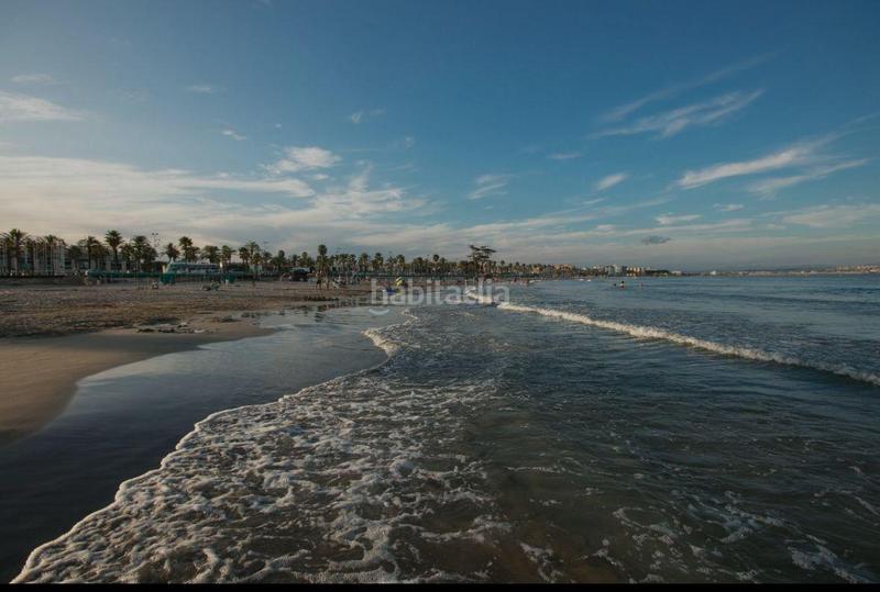 Foto 9d8e950e-f625-4742-98e9-ba55e186991b. Apartamento tu refugio junto al mar te está esperando! piso en venta en La Pineda en Vila-seca