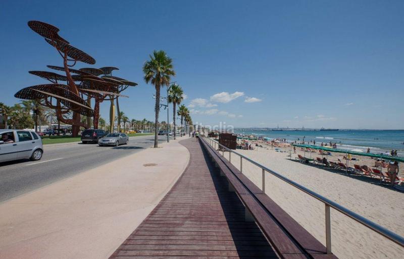 Foto d1edb4e5-491c-4acd-af64-b63eb4cc18a1. Apartamento tu refugio junto al mar te está esperando! piso en venta en La Pineda en Vila-seca