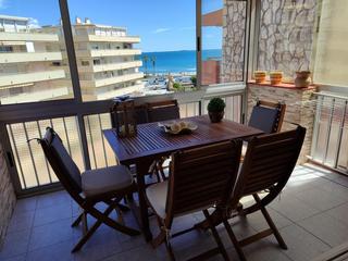 Appartement  Carrer dhipolit lazaro. Tu refugio junto al mar te est esperando!  piso en venta en la