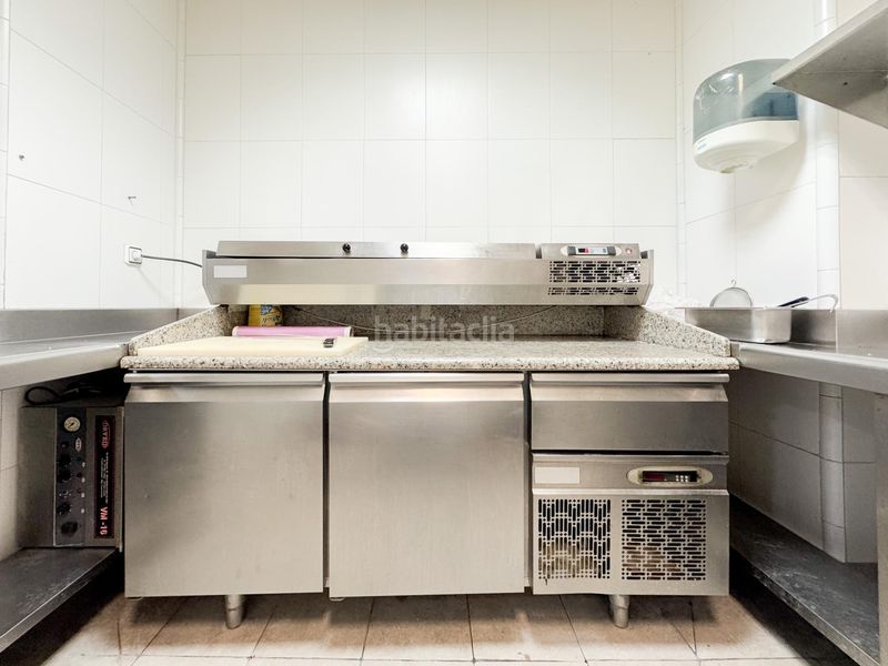Foto 60d55c1d-e8f7-4856-9b3d-908e0a4d564e. Local comercial oportunidad unica !!! restaurante en funcionamiento y muy rentable en el centro de La Pineda en Vila-seca