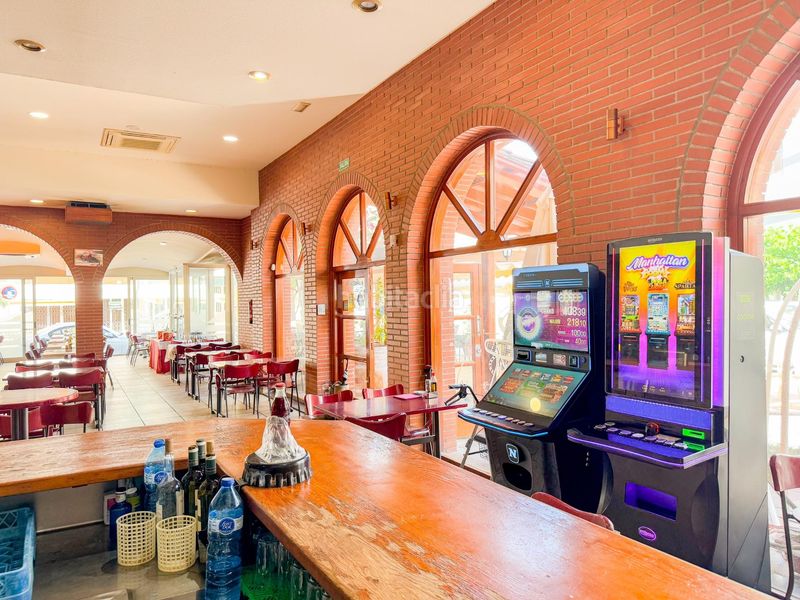 Foto 871a42d8-85bf-4676-aba7-25fae439210d. Local comercial oportunidad unica !!! restaurante en funcionamiento y muy rentable en el centro de La Pineda en Vila-seca