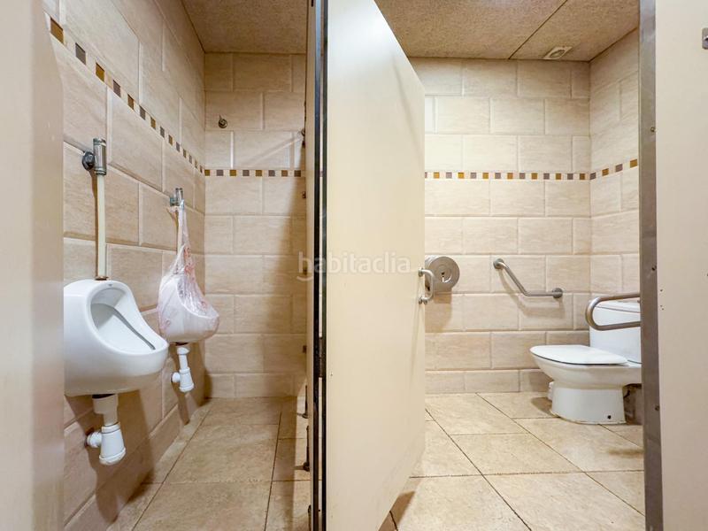 Foto f6241fc4-ce70-43c6-b0a6-6b78dd6b83c4. Locale commerciale in La Pineda Vila-seca