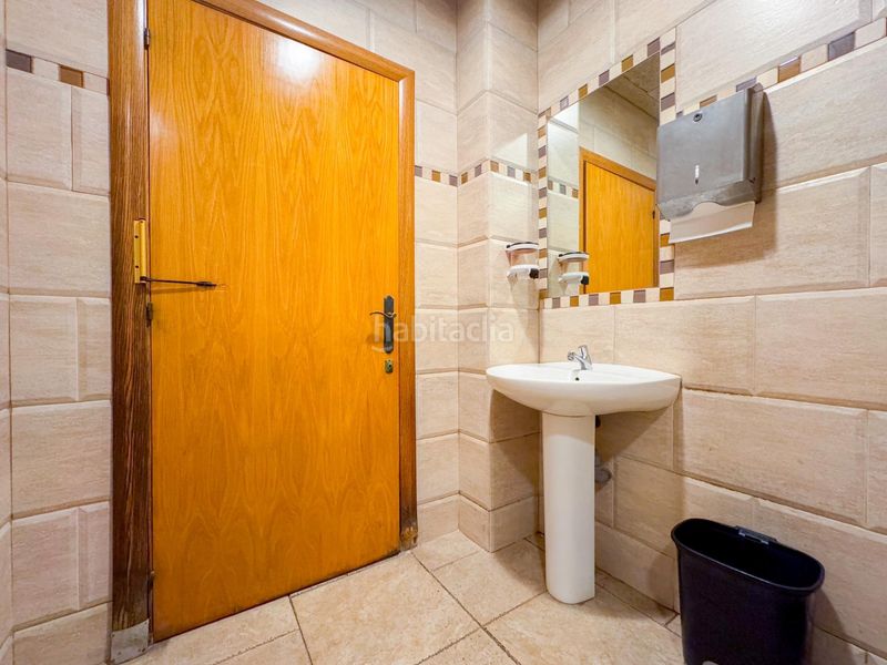 Foto f833793c-b5eb-4835-bcb1-767bda39f5c8. Local comercial oportunidad unica !!! restaurante en funcionamiento y muy rentable en el centro de La Pineda en Vila-seca