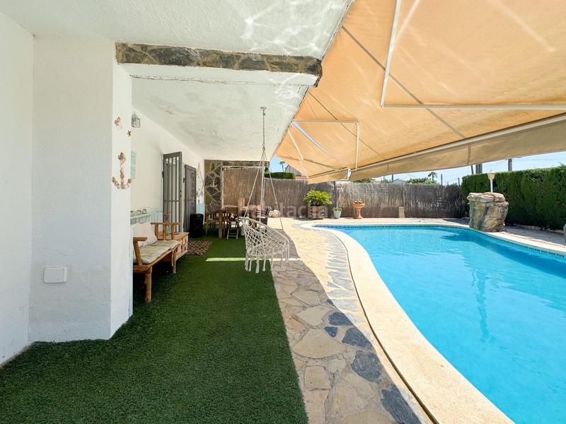 Foto 8e33ea09-5e33-4ce2-9c09-f8e997ce9dcf. Chalet  independiente con piscina, jardin y spa en Roda de Barà