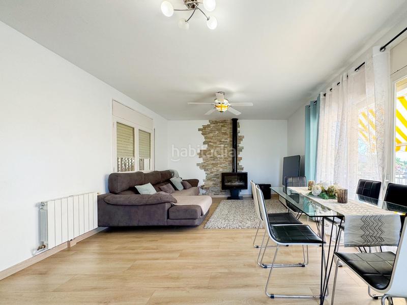 Foto a921a211-685e-473f-aee4-f7e95279f70d. Chalet  independiente con piscina, jardin y spa en Roda de Barà