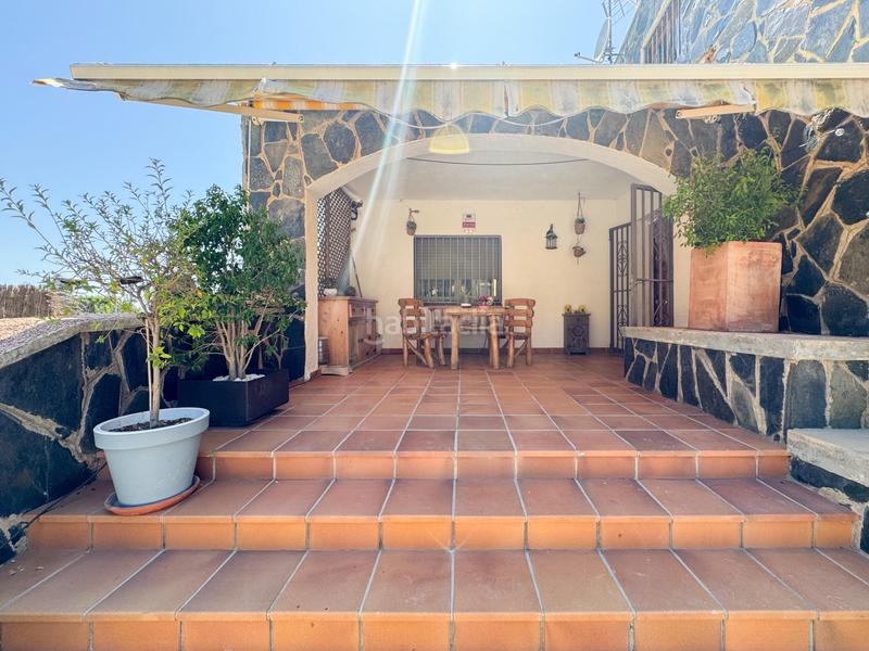 Foto ae9c68ae-4915-4e87-84dd-a73794779fd5. Chalet  independiente con piscina, jardin y spa en Roda de Barà