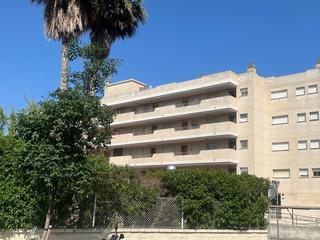 Pis a La Pineda. Oportunidad ! vive a un paso del mar. piso reformado en el coraz