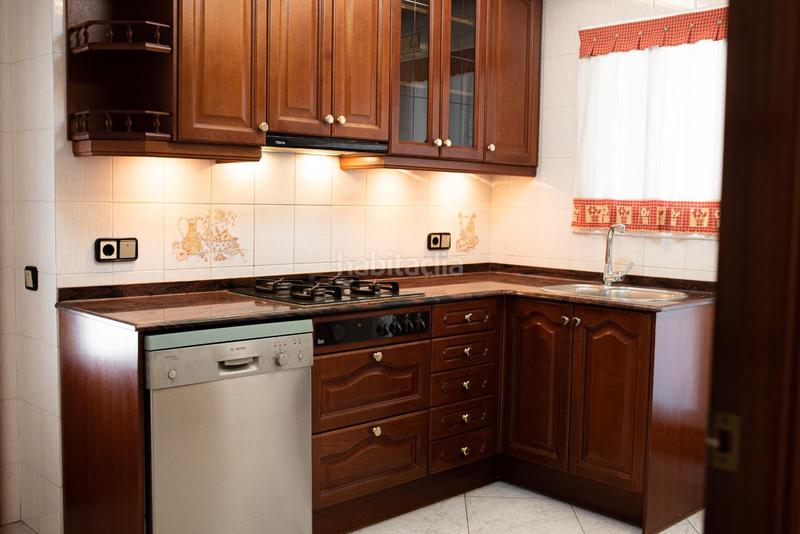 Foto 4e23ff25-4bb5-489e-b29d-f5ab949b7d4e. Apartamento piso en venta paises catalanes 205, 5 en Reus