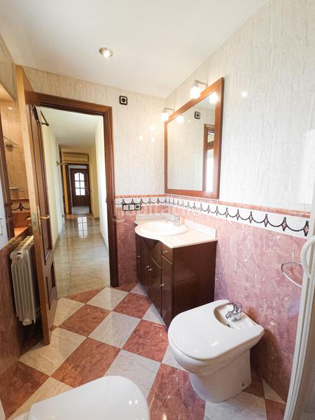 Foto 6c771668-8777-4d1b-b7b0-ab720f49855a. Apartamento piso en venta paises catalanes 205, 5 en Reus