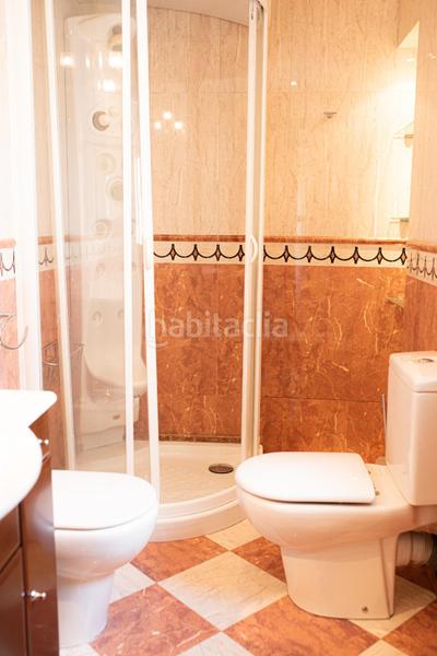 Foto a1e95c03-1980-466e-b9eb-758bbbb11840. Apartamento piso en venta paises catalanes 205, 5 en Reus