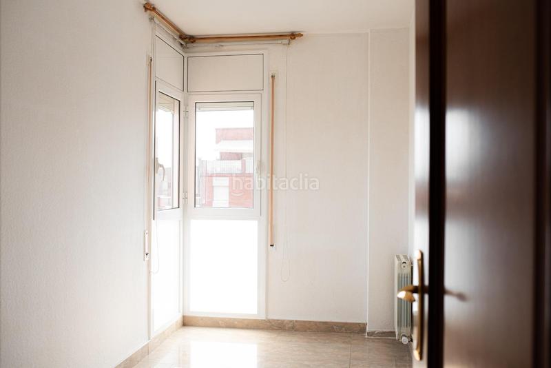 Foto a7a501a9-000b-4d63-bd36-9d458d8fe212. Apartamento piso en venta paises catalanes 205, 5 en Reus