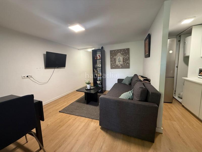 Foto f1a9bf0c-dc13-4dae-aae2-e8aa7c11f626. Pis a Centre Vendrell (El)