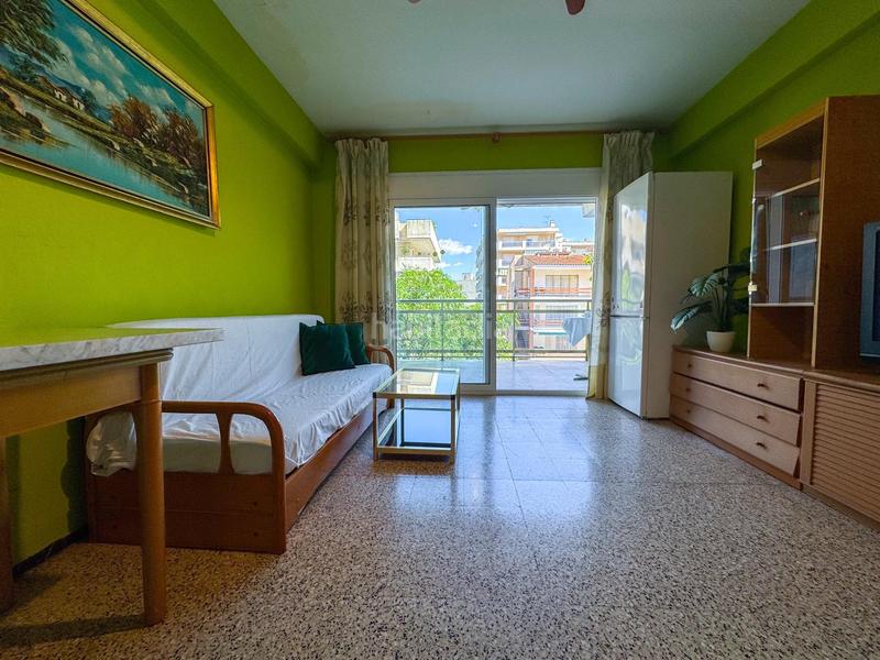 Foto 0d2d3a68-5cb2-4954-a134-b295604aeab5. Pis a Mar i Camp - Platja dels Capellans Salou