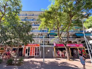 Pis  Carles buigas. Se vende piso de 1 hab en salou