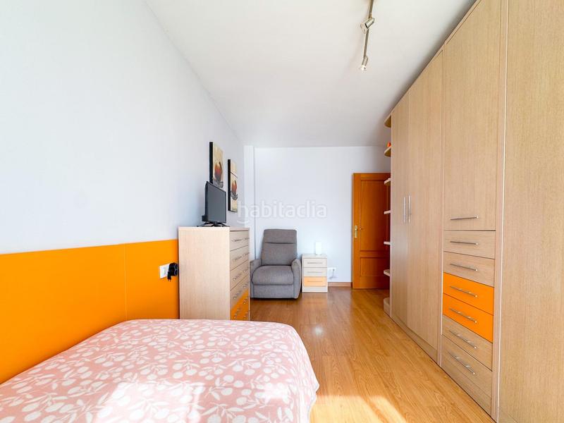 Foto 93823027-b4f1-4705-968f-dc936a56202f. Penthouse with heating parking in El Tancat-Mas d´en Gual Vendrell (El)